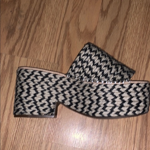 Basket knit wedges - Picture 3 of 3